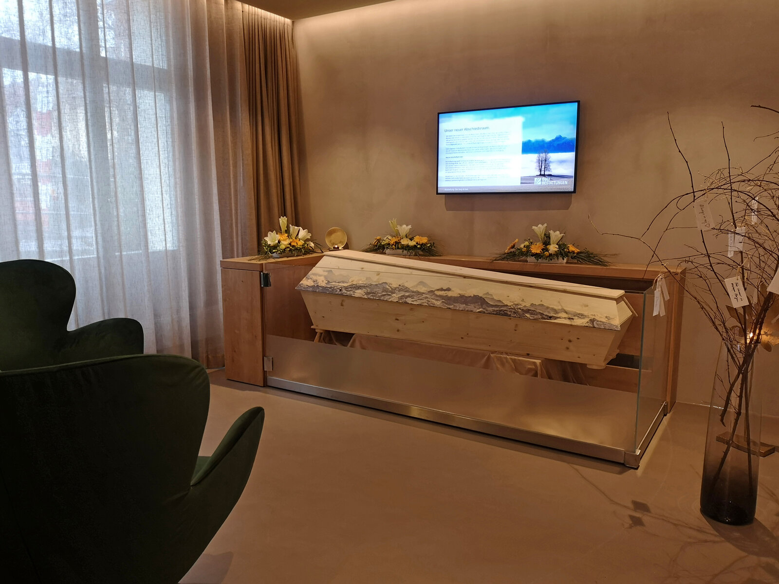 Aufbahrung bei uns am Breitenrainplatz Egli Bestattungen Bern und Region